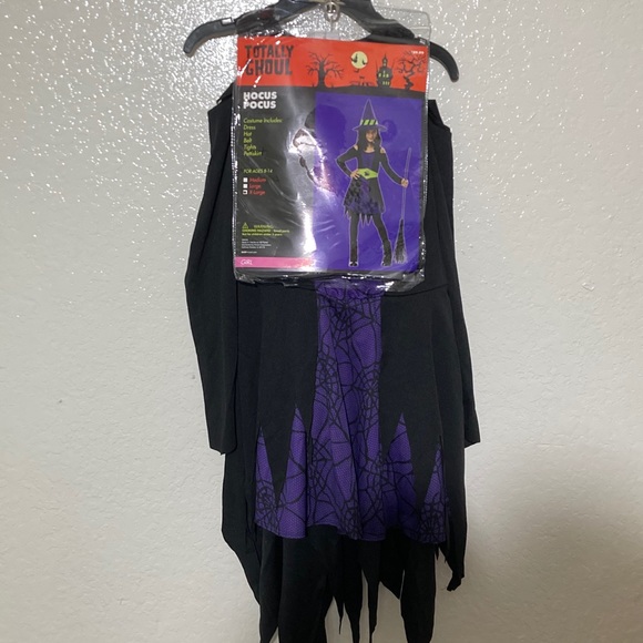 witch 🧙 costume - Picture 4 of 4